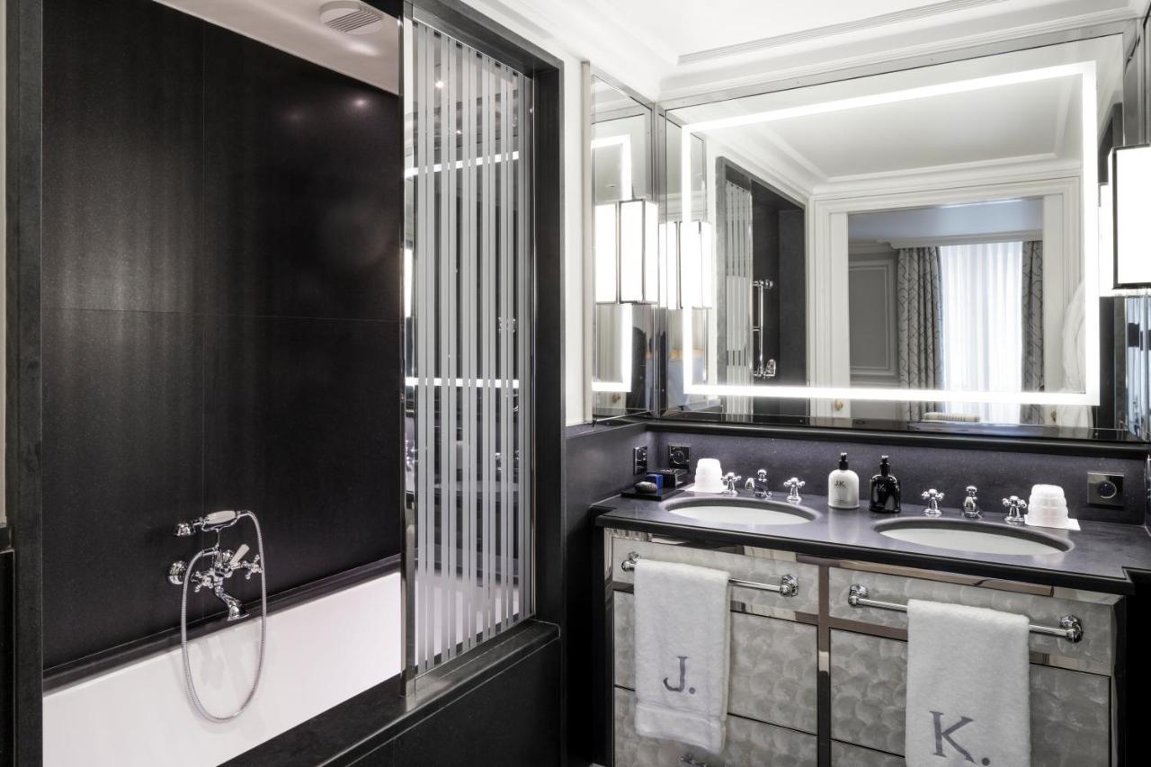 J.K. Place Paris Extérieur photo